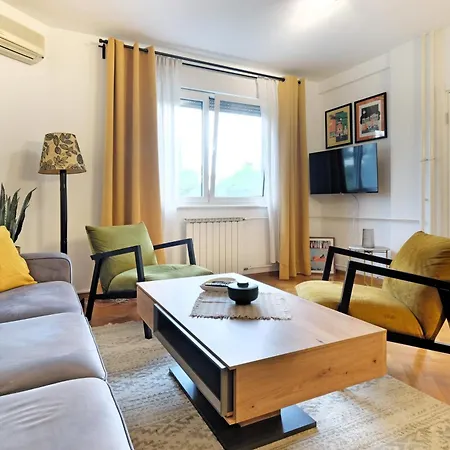 Lägenhet Downtown Nest Belgrad