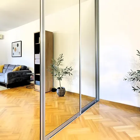 Downtown Nest Lägenhet Belgrad