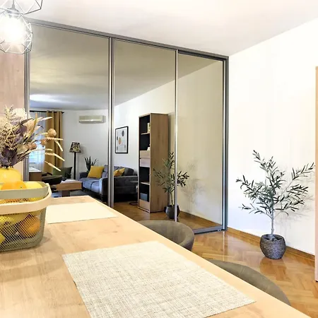 Lägenhet Downtown Nest *